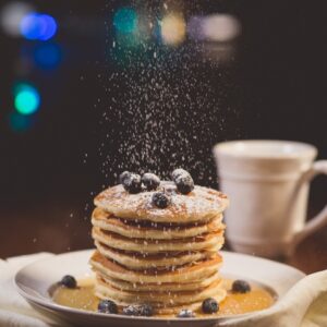 Coconut pancakes with honey