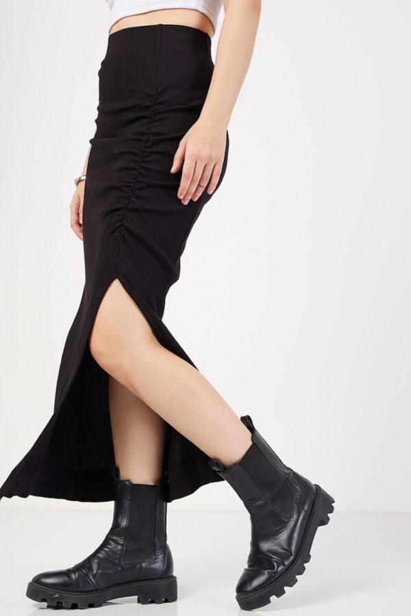 Ribbed Front Ruched Midi Skirt - Image 2